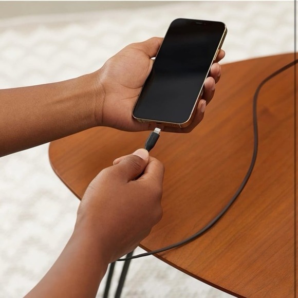 Amazon Basics 2-Pack USB-A to Lightning ABS Charger Cable, MFi Certified Charger - Picture 9 of 11